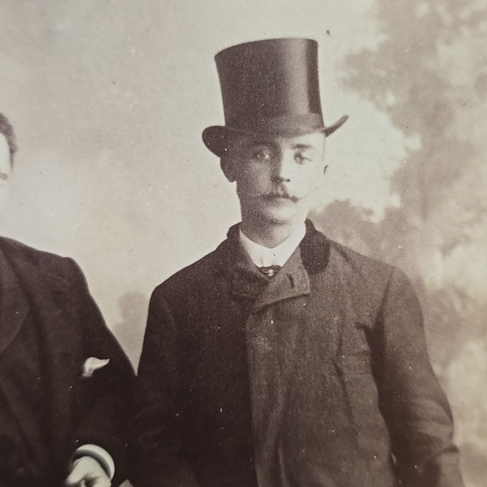 3 Dashing Men Top Hat Beard Umbrella Cabinet Card Painesville OH Davis Antique - Picture 5 of 7